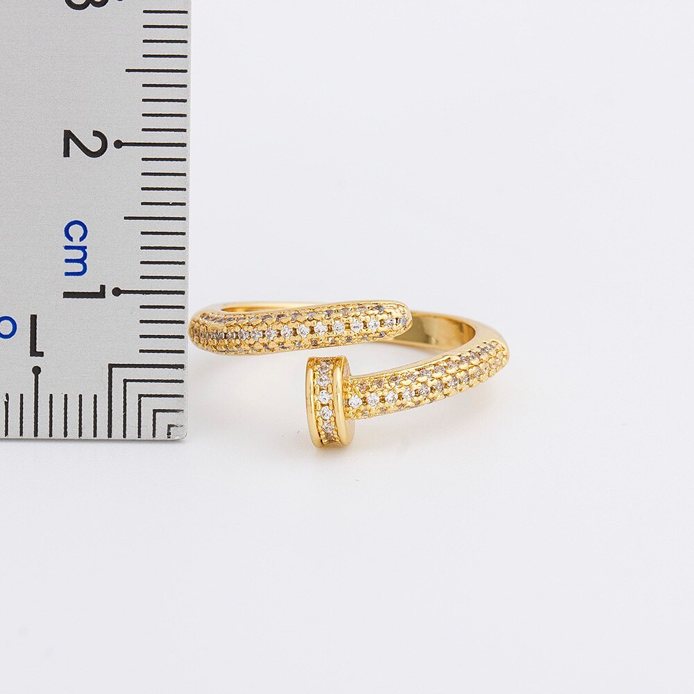 Personalizada anillo clavo